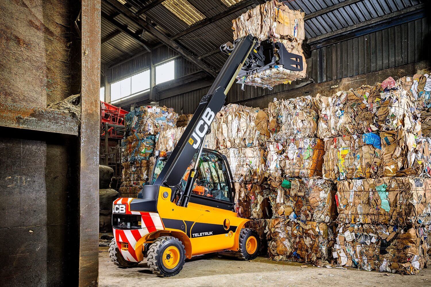 Który wózek widłowy wybrać do sektora gospodarki odpadami i recyklingu?